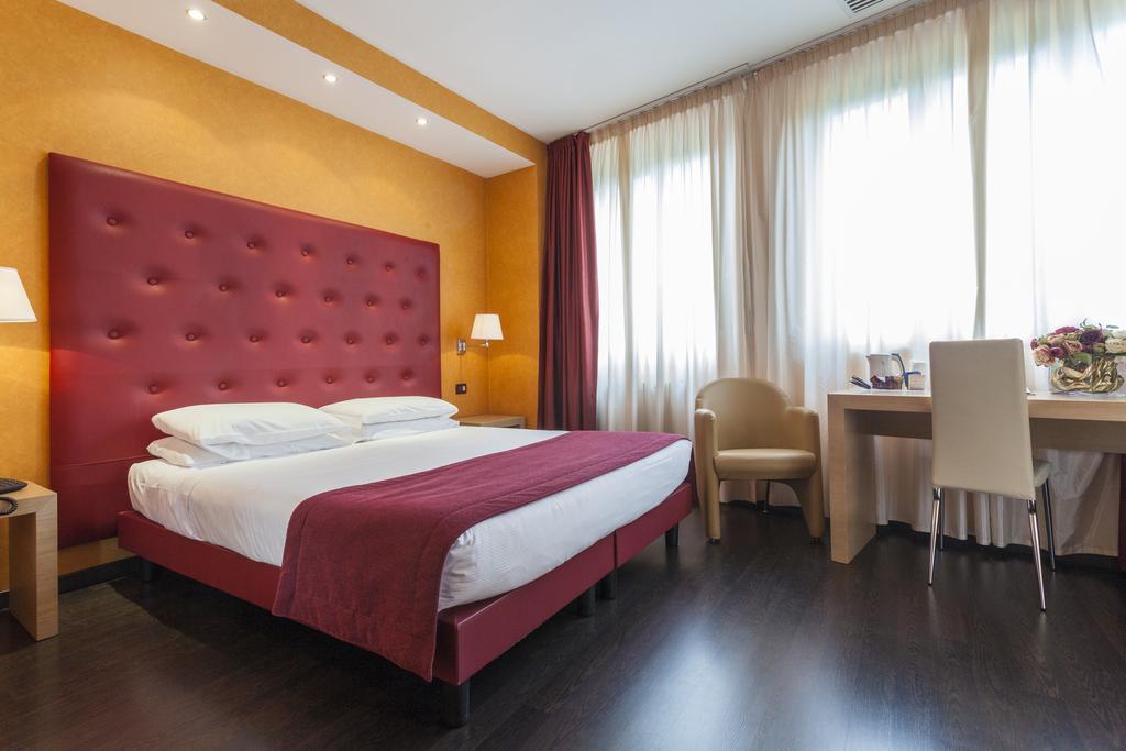 Best Western Hotel Piemontese Бергамо Екстериор снимка